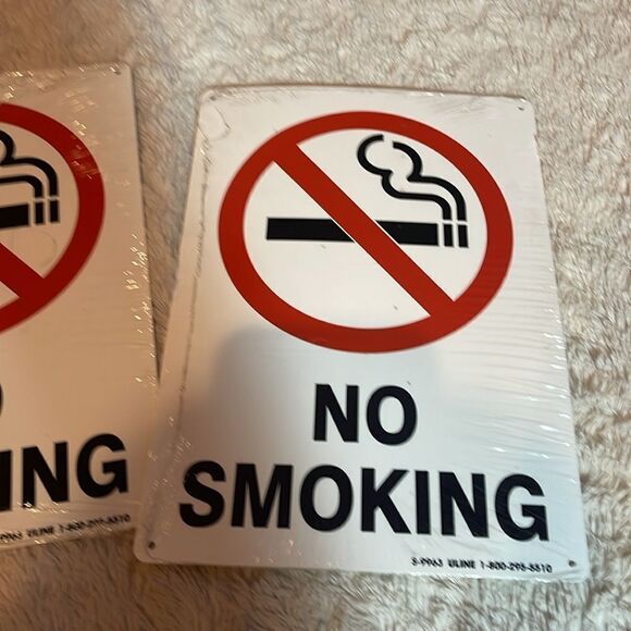 No smoking signs bundle - Picture 3 of 4